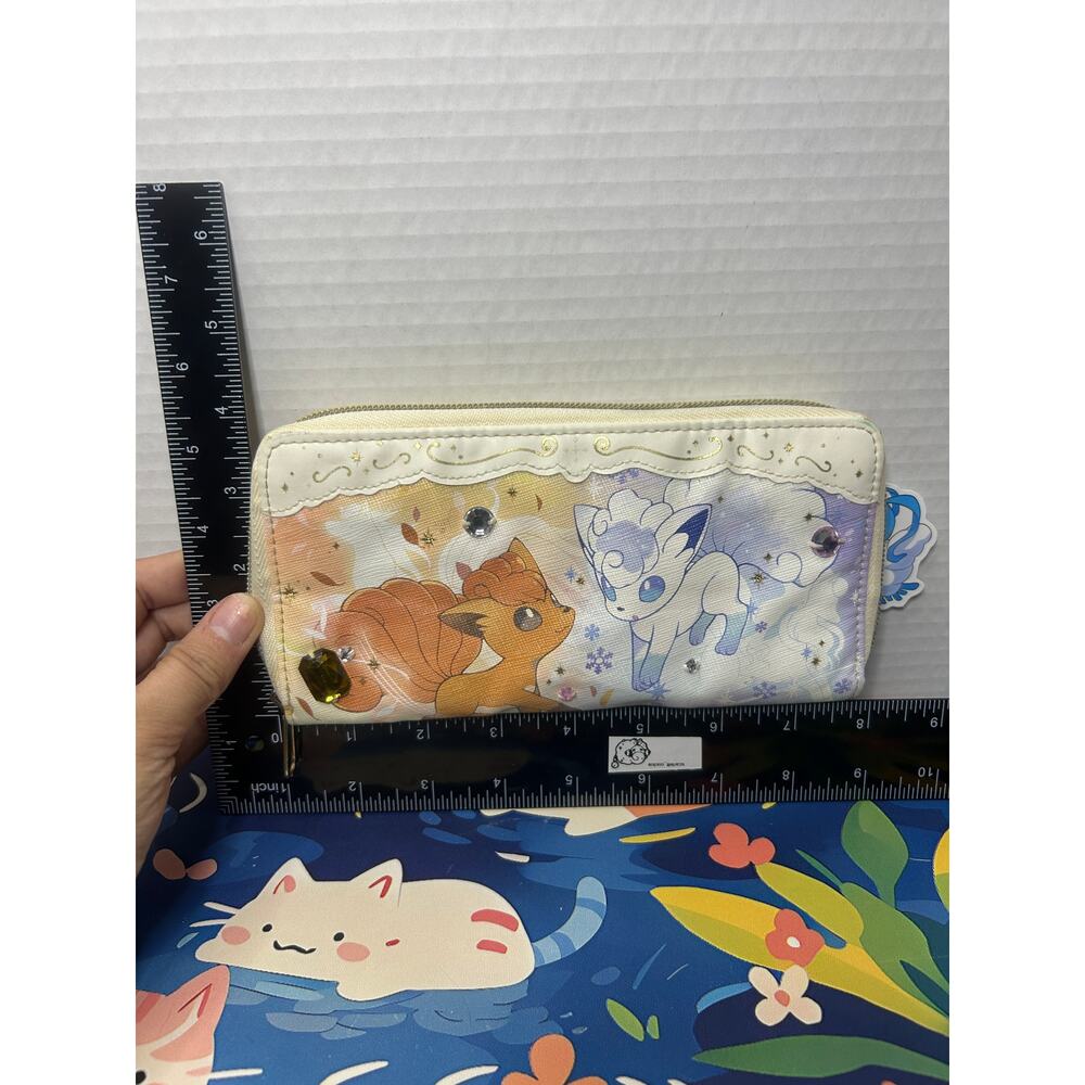 Pokemon Center Alolan Vulpix Crystal Season Long Wallet [FLAWED] - Picture 2 of 12